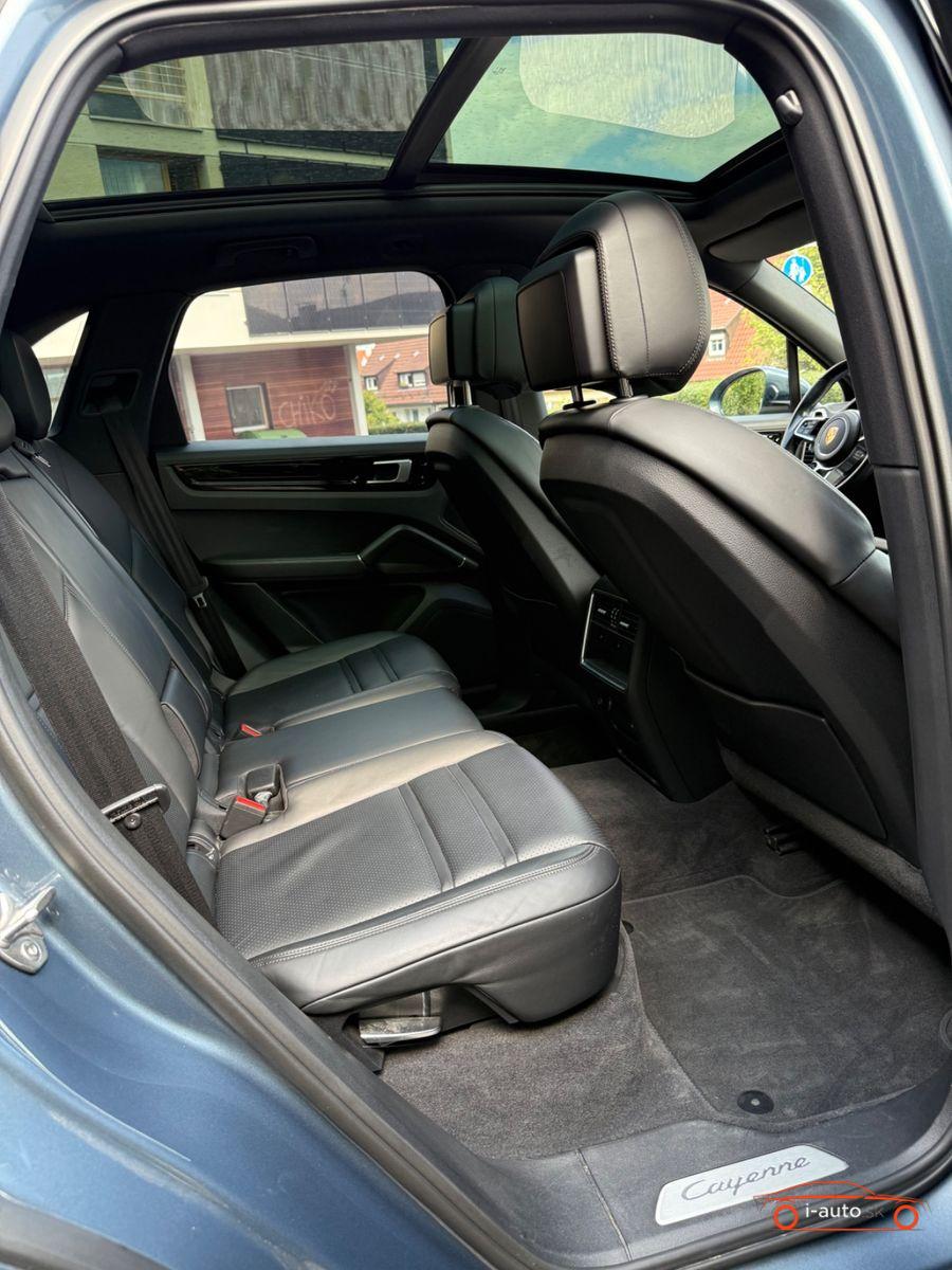 Porsche Cayenne S za 65700€