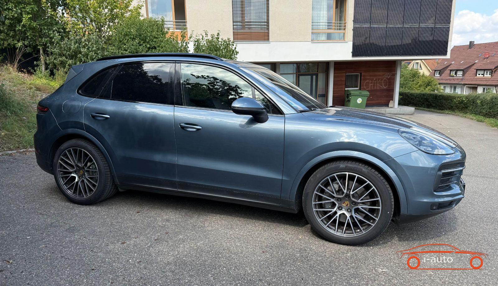 Porsche Cayenne S za 65700€