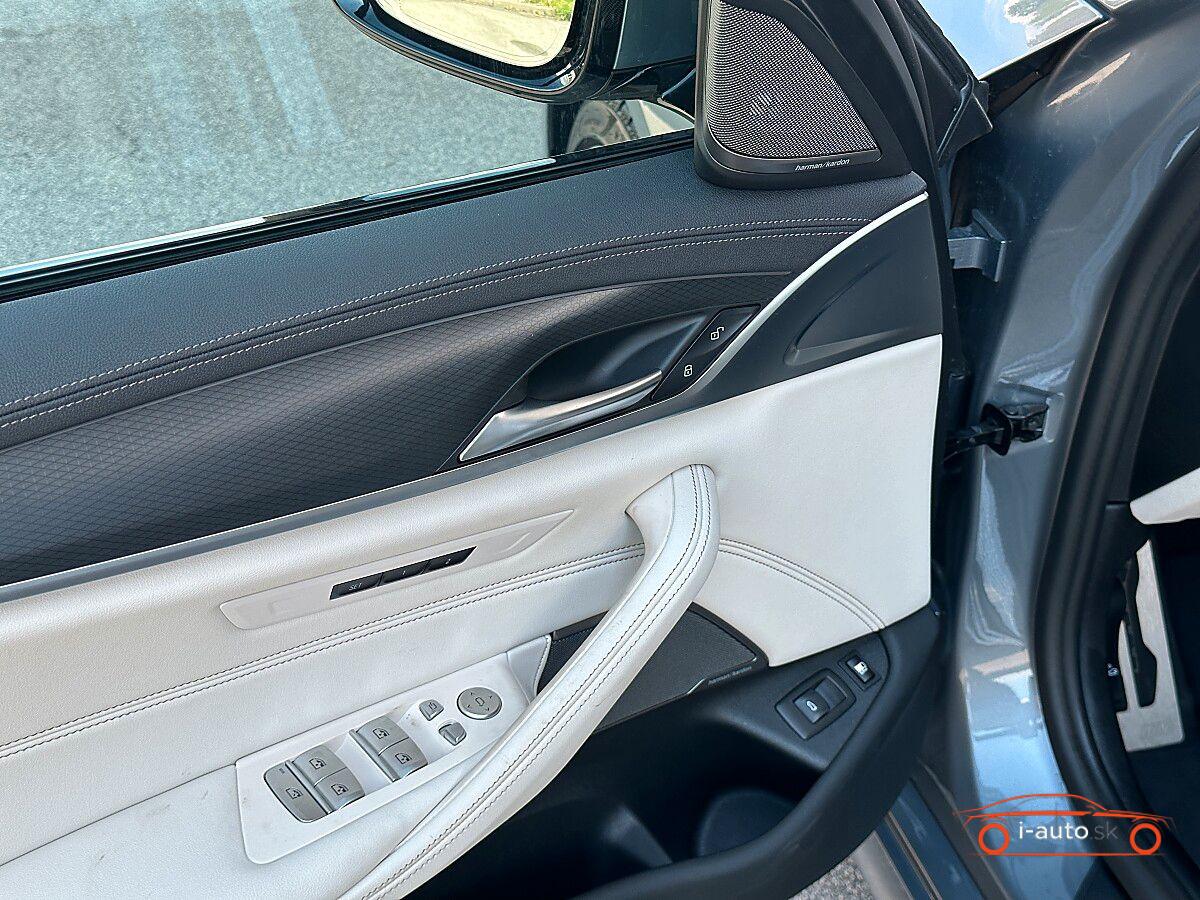 BMW 5 545e PHEV xDrive M za 64500€