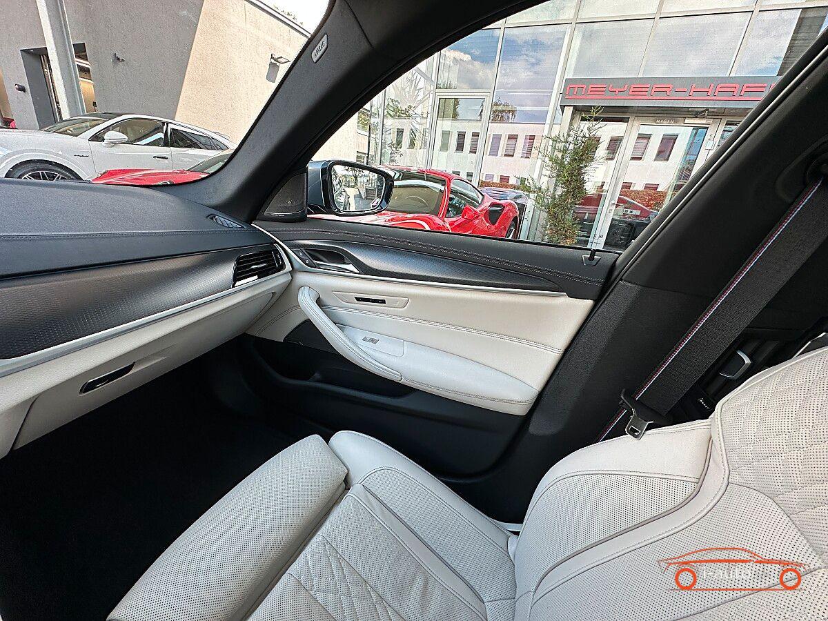 BMW 5 545e PHEV xDrive M za 64500€