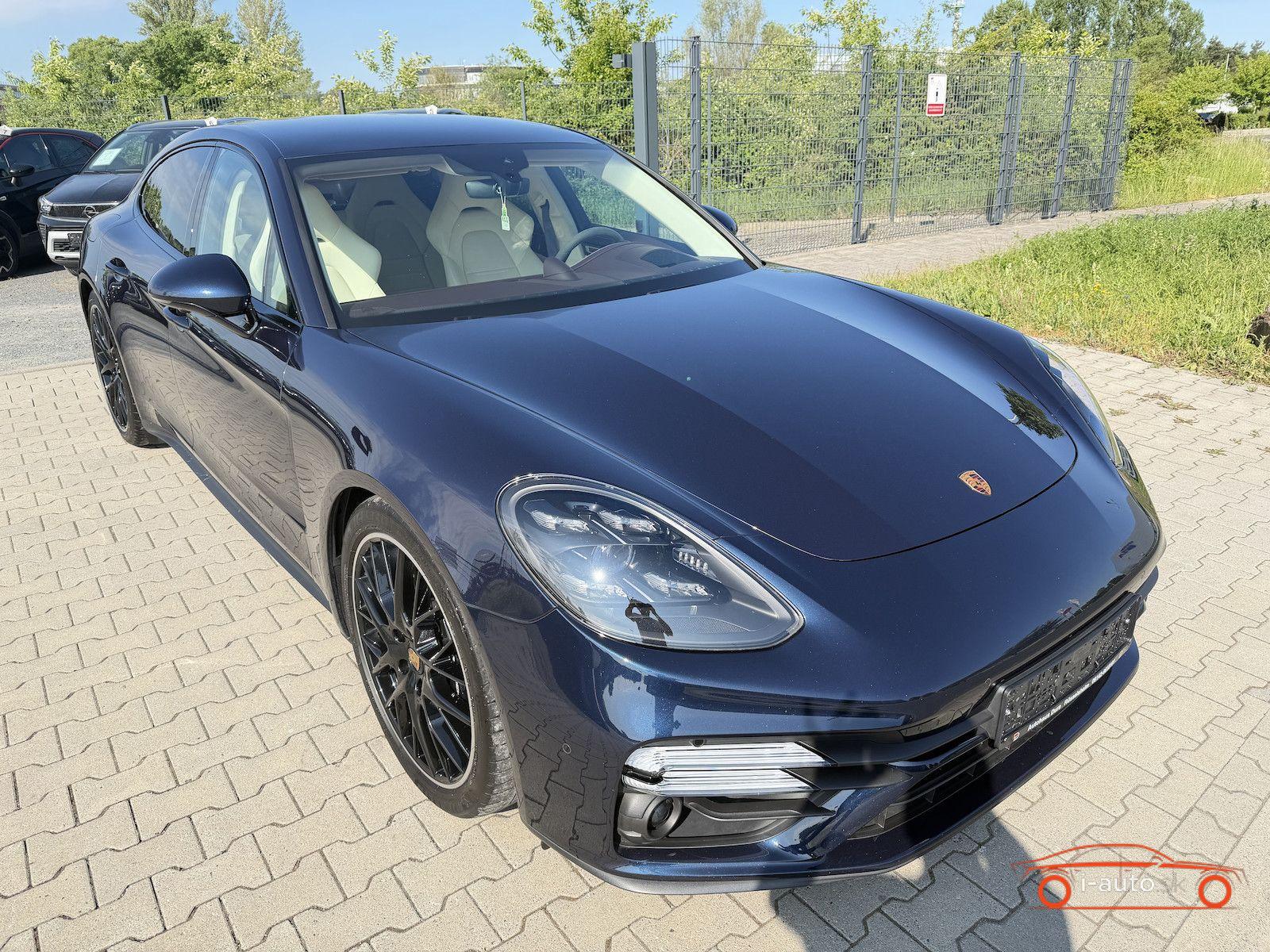 Porsche Panamera Turbo S Approved 08.2027 za 125900€
