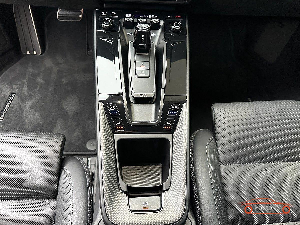 Porsche 992 911 992.2 Carrera Coupe GTS za 193000€