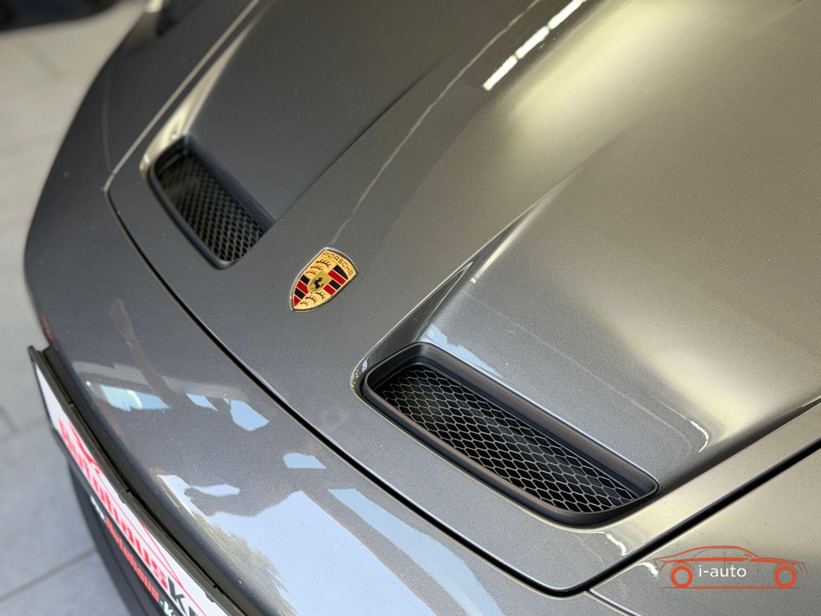 Porsche 911 GT3 CLUBSPORT za 196000€
