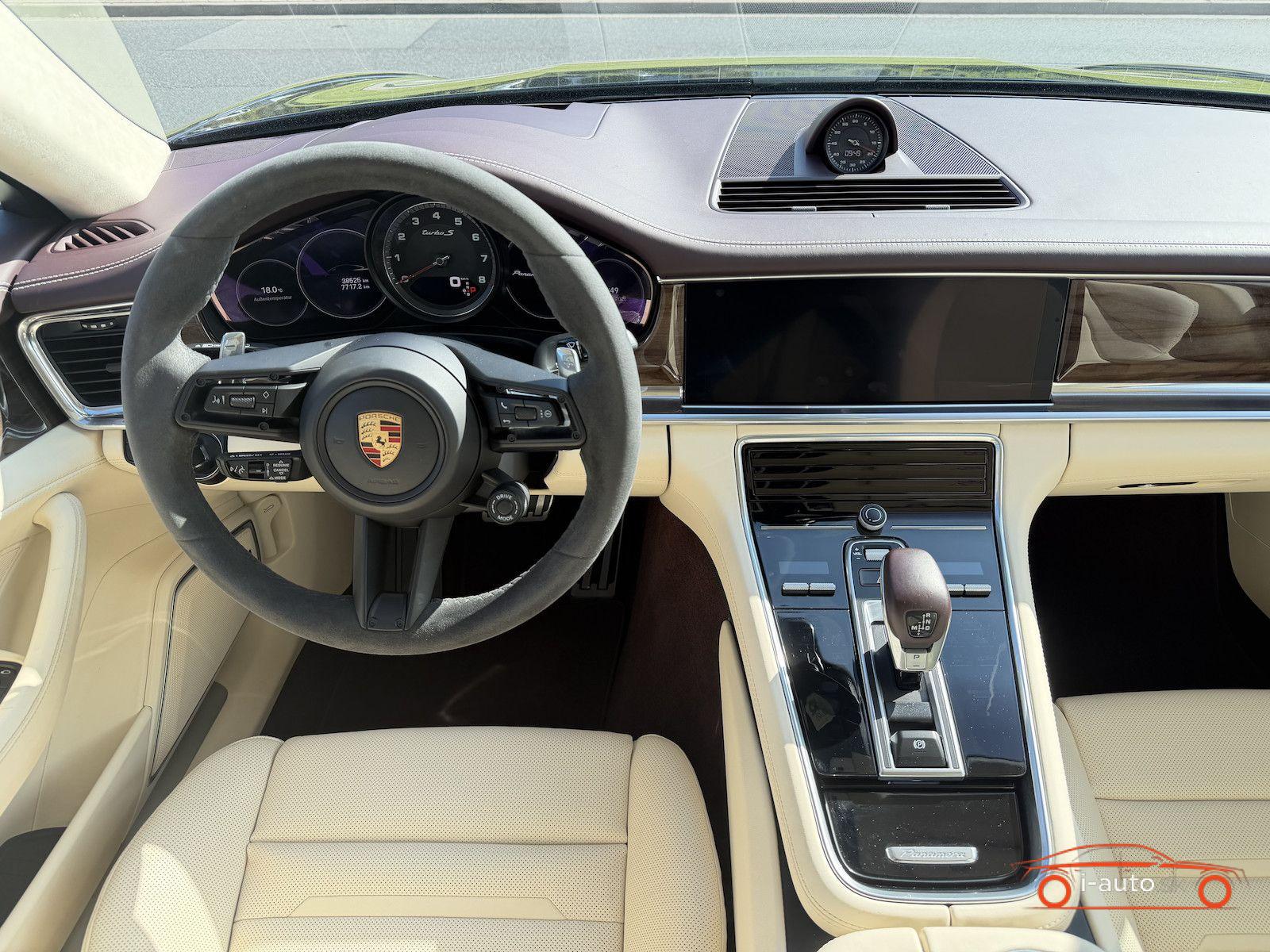 Porsche Panamera Turbo S Approved 08.2027 za 125900€