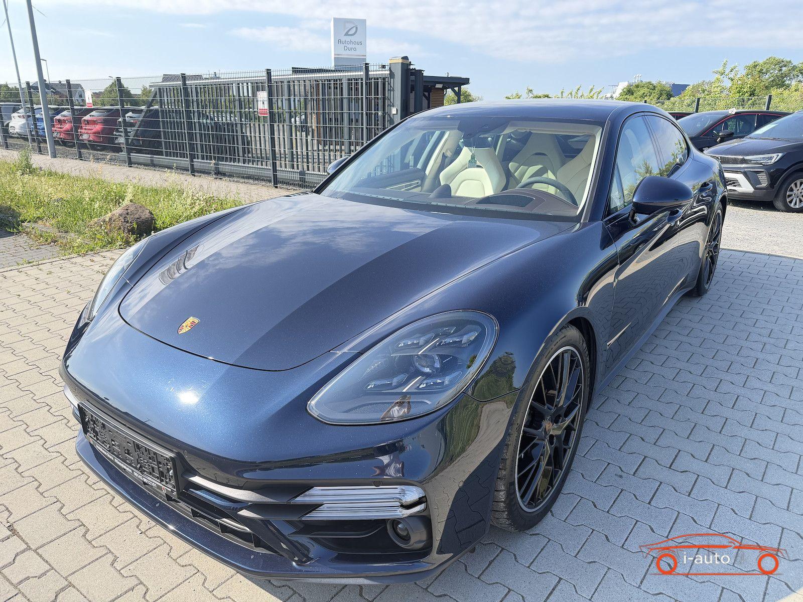 Porsche Panamera Turbo S Approved 08.2027 za 125900€