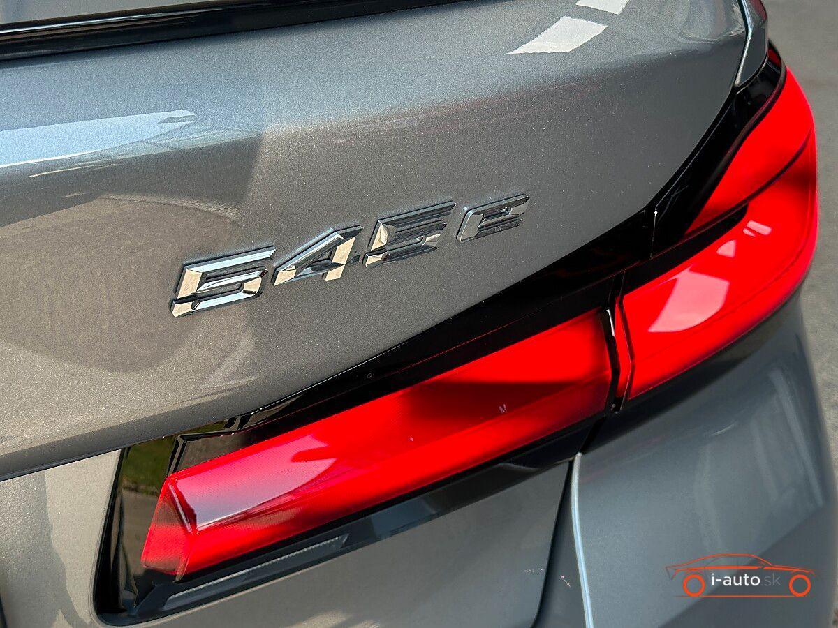 BMW 5 545e PHEV xDrive M za 64500€