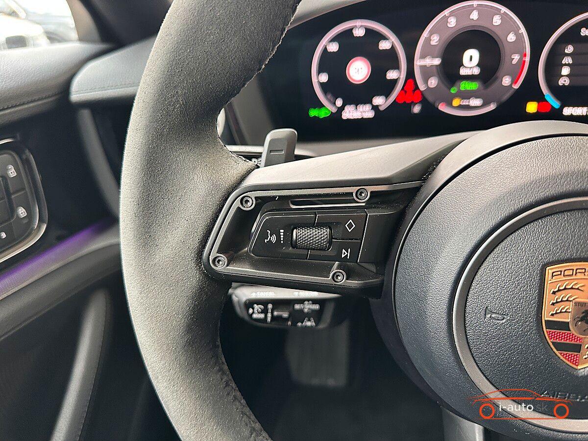 Porsche Panamera 4 E-Hybrid  za 123000€