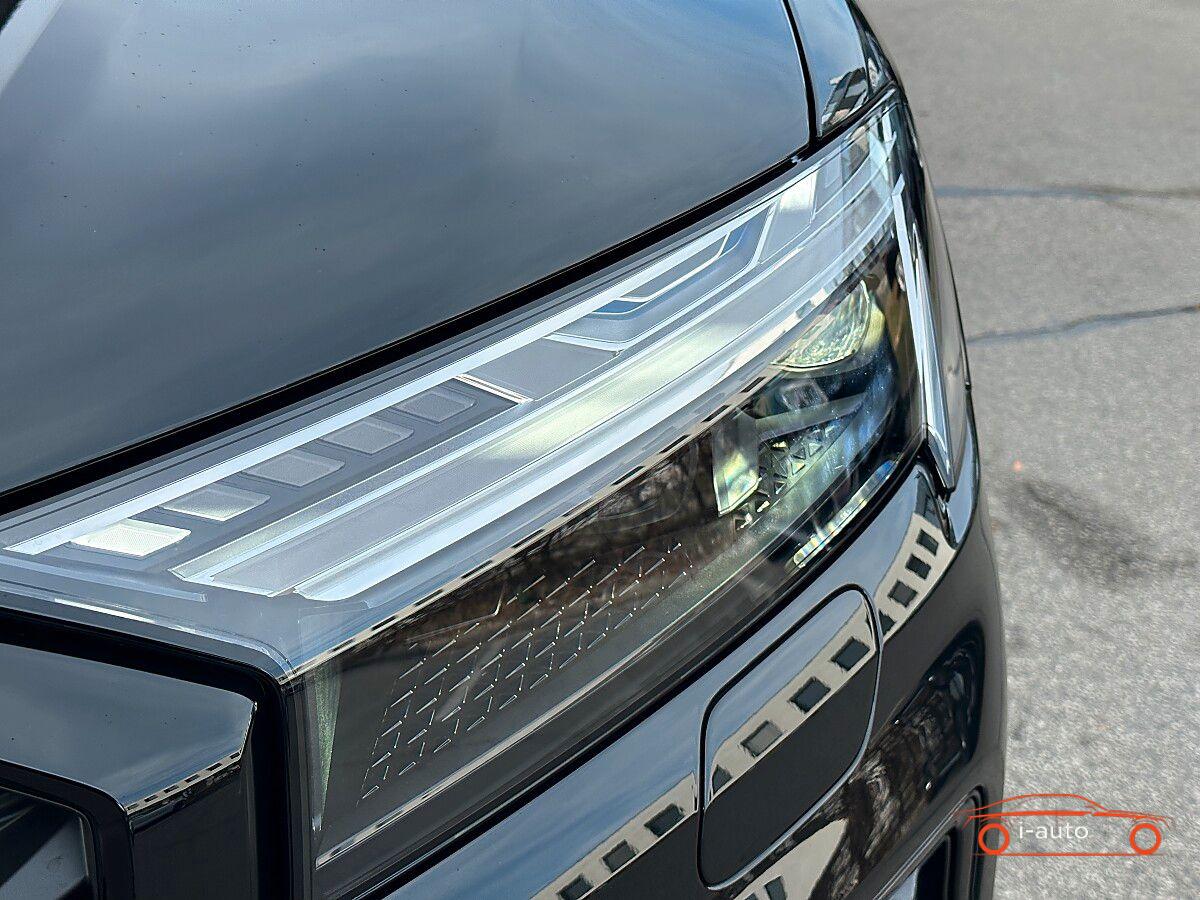 Audi Q7 60 TFSI e PHEV quattro  za 107500€