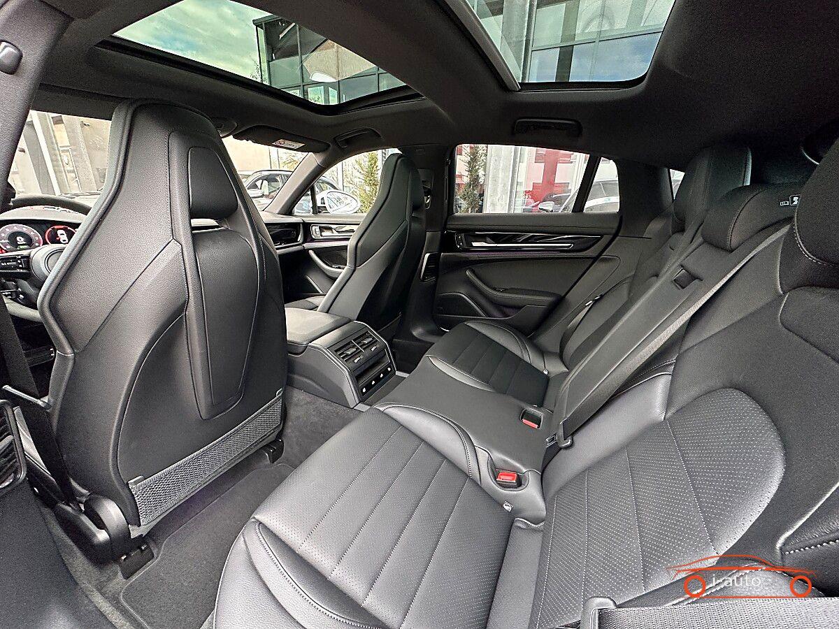Porsche Panamera 4 E-Hybrid  za 123000€