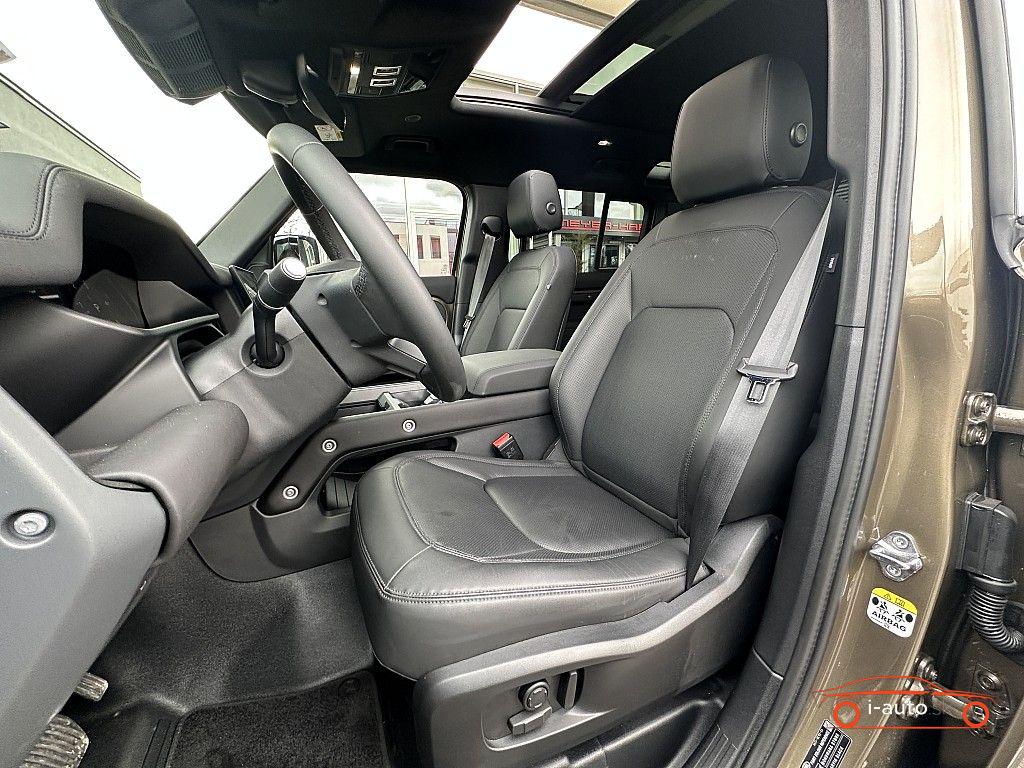 Land Rover Defender 110 D300 AWD X-Dynamic SE  za 78450€