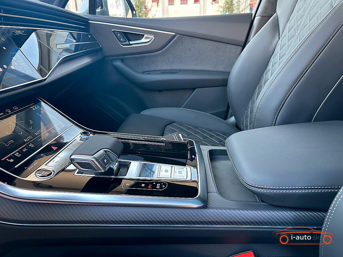 Audi Q7 50 TDI Quattro S-Line za 107500€