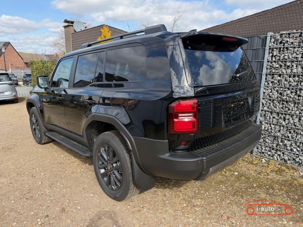 Toyota Land Cruiser 2.8 D-4D AT 48V 5-S za 94500€