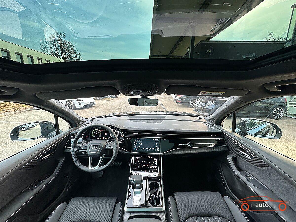 Audi Q7 60 TFSI e PHEV quattro  za 107500€