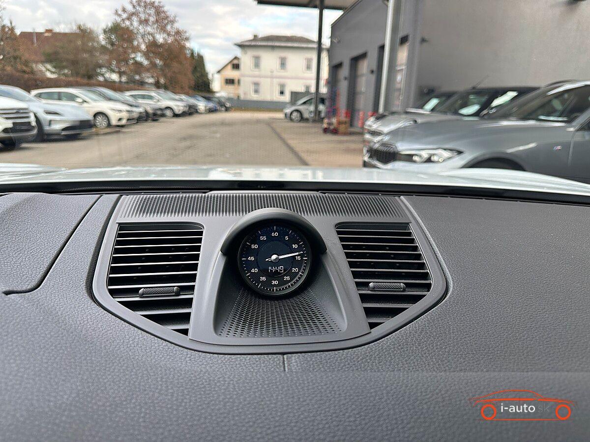 Porsche Panamera 4 E-Hybrid  za 123000€