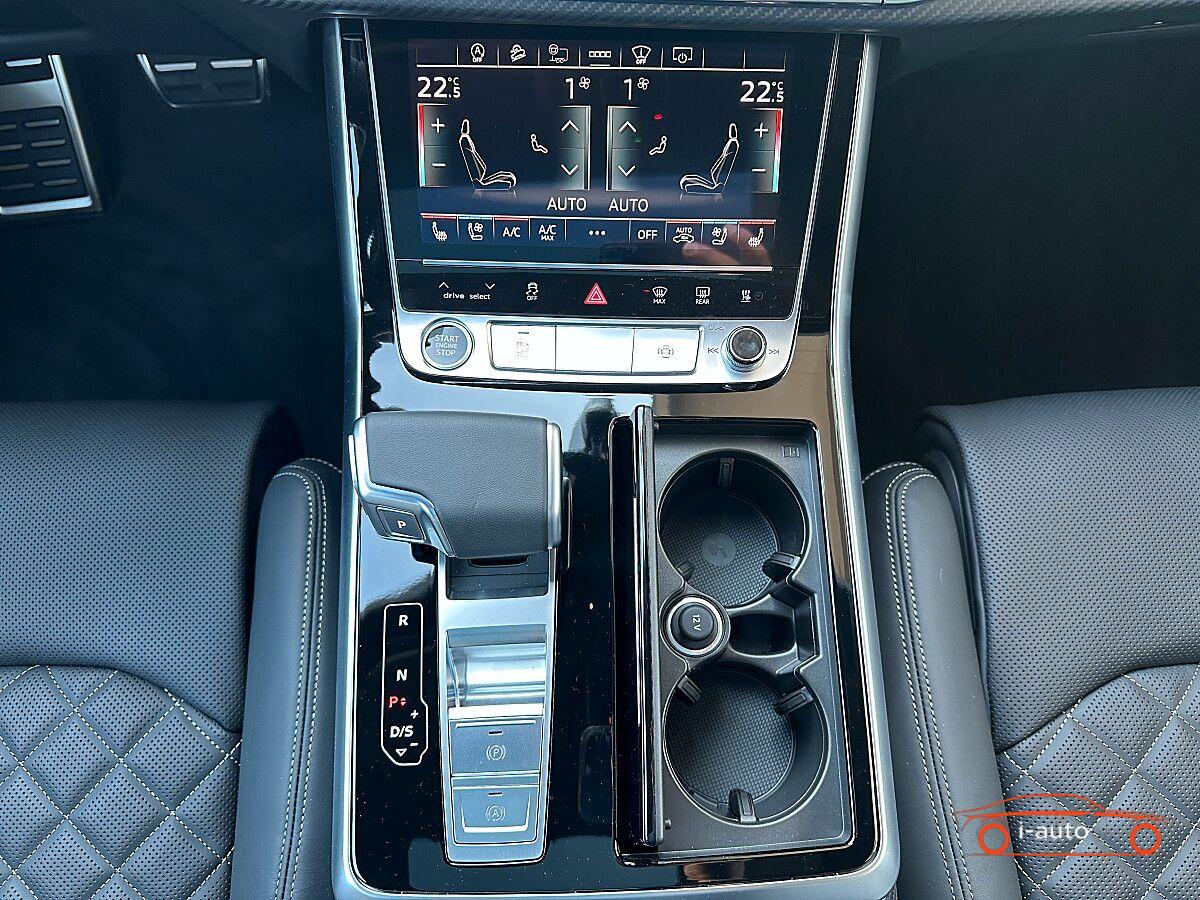 Audi Q7 50 TDI Quattro S-Line za 107500€