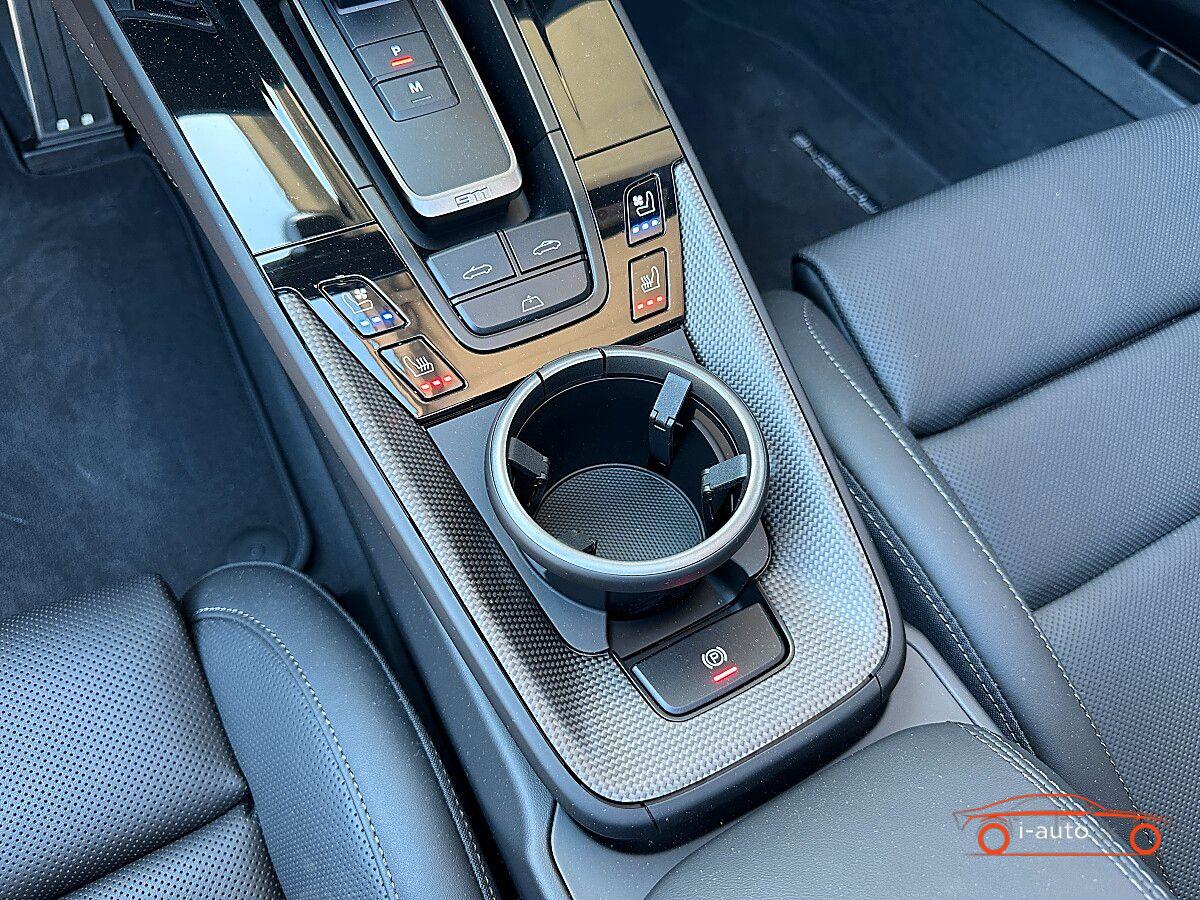 Porsche 992 911 992.2 Carrera Cabrio Turbo S  za 319380€