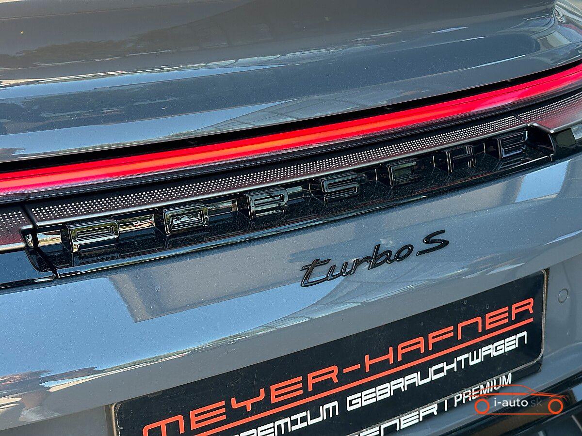 Porsche 992 911 992.2 Carrera Cabrio Turbo S  za 319380€