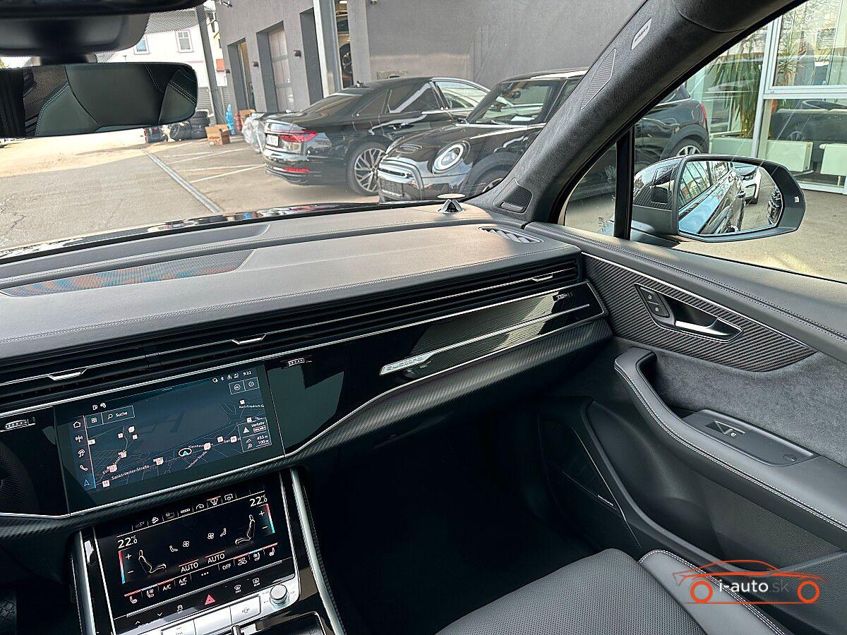 Audi Q7 60 TFSI e PHEV quattro  za 107500€