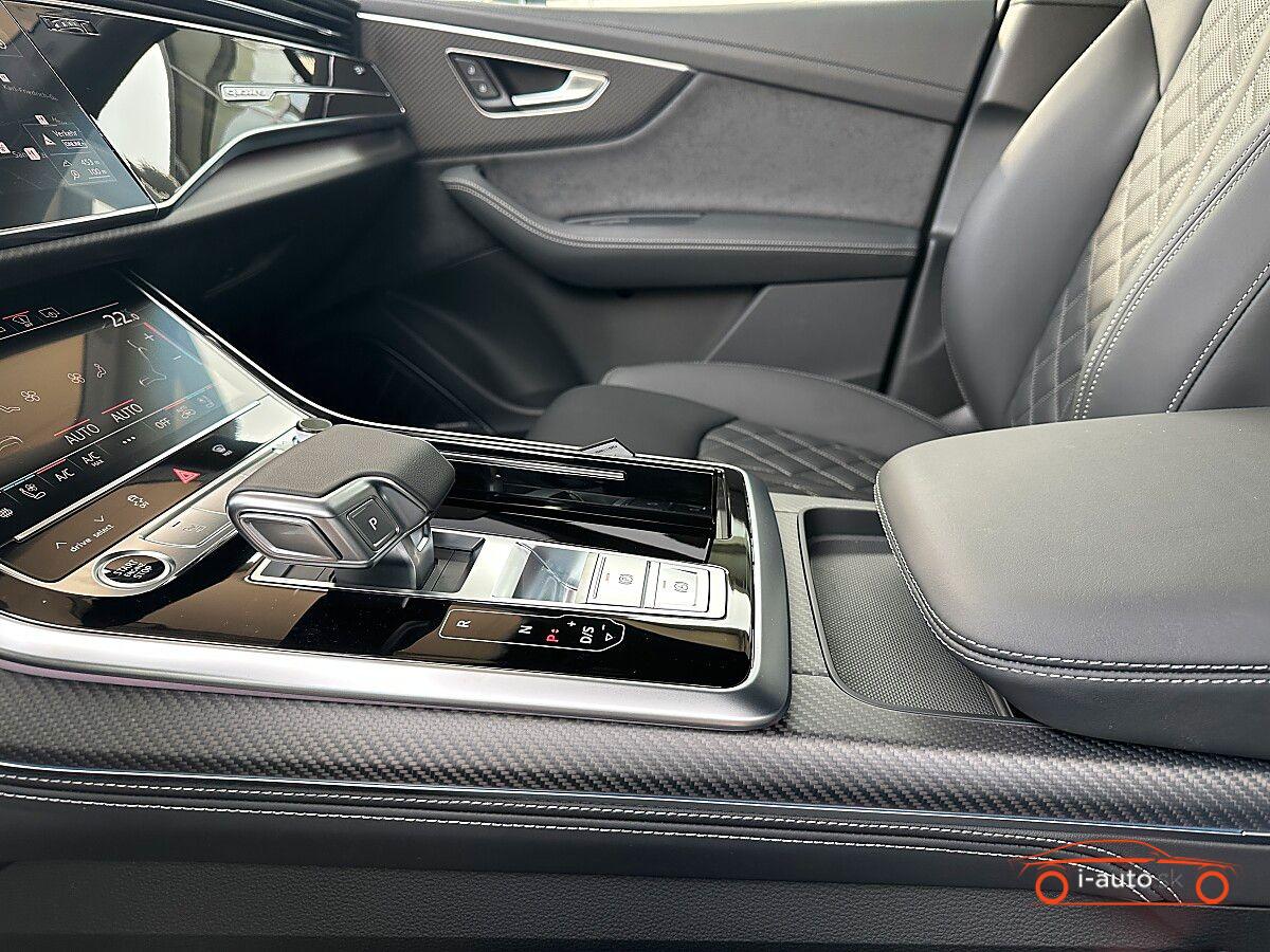 Audi Q7 60 TFSI e PHEV quattro  za 107500€