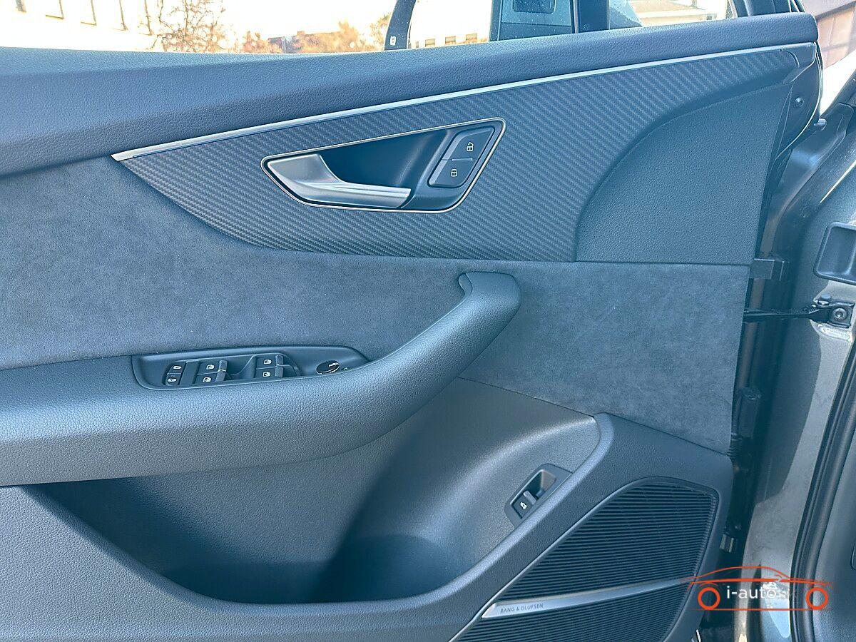 Audi Q7 50 TDI Quattro S-Line za 107500€