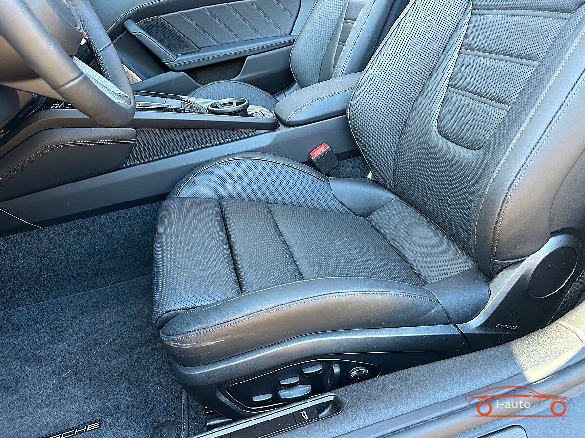 Porsche 992 911 992.2 Carrera Cabrio Turbo S  za 319380€