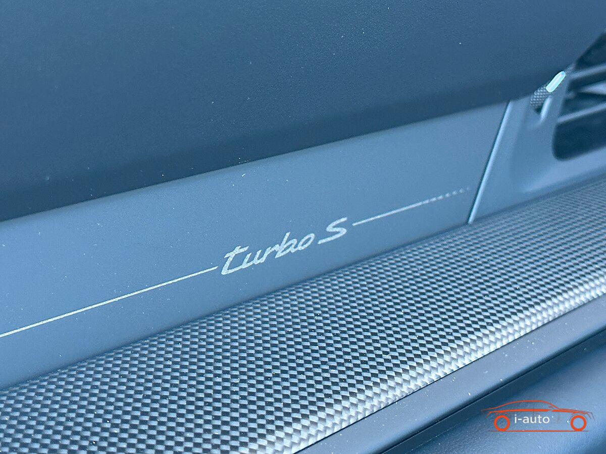 Porsche 992 911 992.2 Carrera Cabrio Turbo S  za 319380€