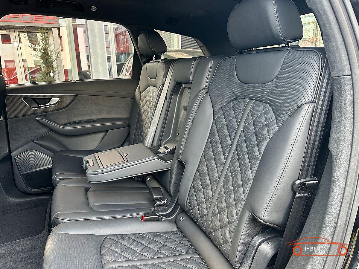 Audi Q7 60 TFSI e PHEV quattro  za 107500€