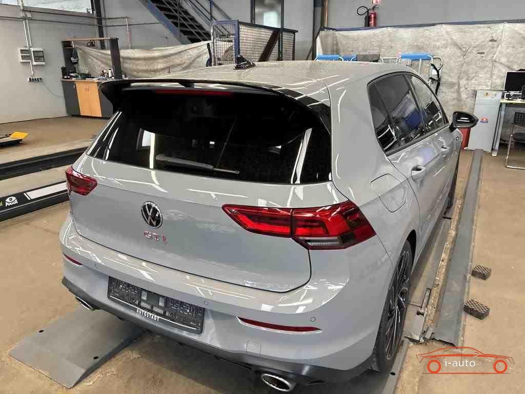 Volkswagen Golf VIII GTI 2.0 TSI DSG CLUBSPORT za 33900€