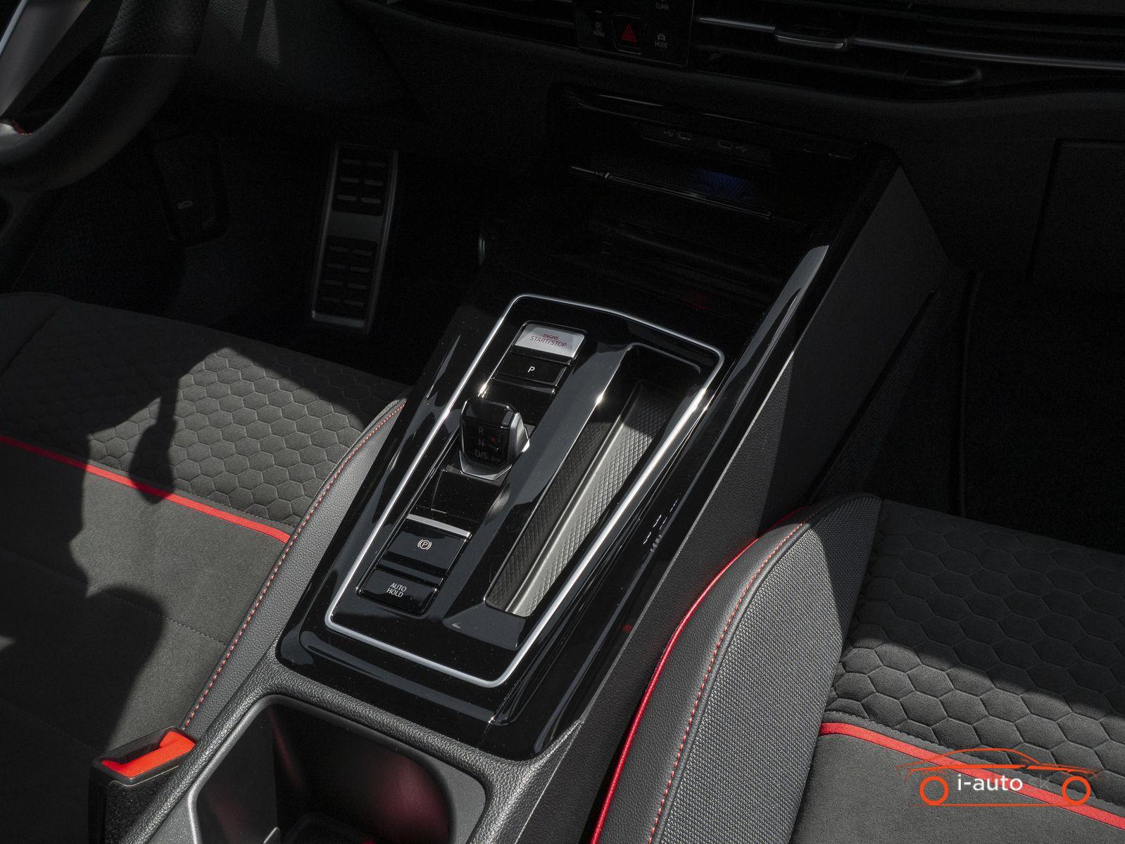 Volkswagen Golf VIII GTI 2.0 TSI Clubsport  za 33000€