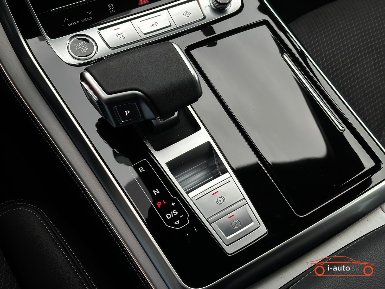Audi Q7 50 TDI QUATTRO S LINE za 85930€