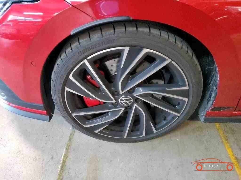 Volkswagen Golf VIII GTI 2.0 TSI Clubsport za 33500€