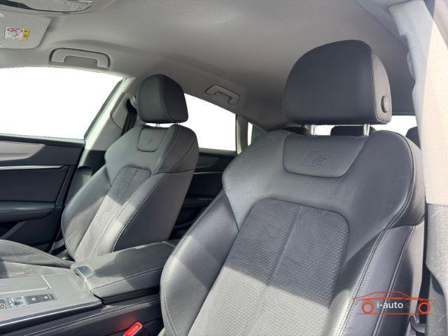 Audi A7 Sportback 55 e quattro S-LINE za 52270€