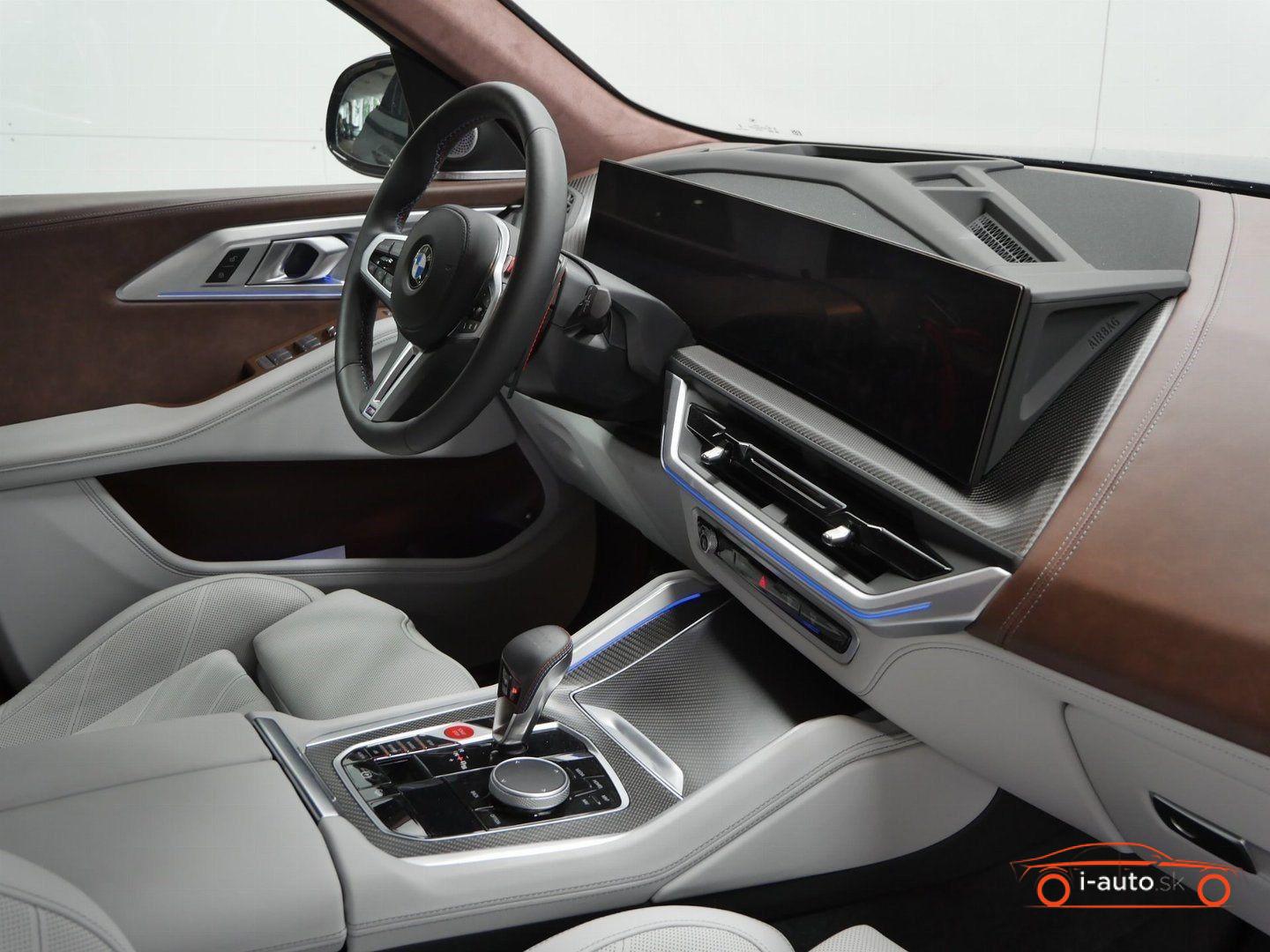 BMW XM 50e za 113300€