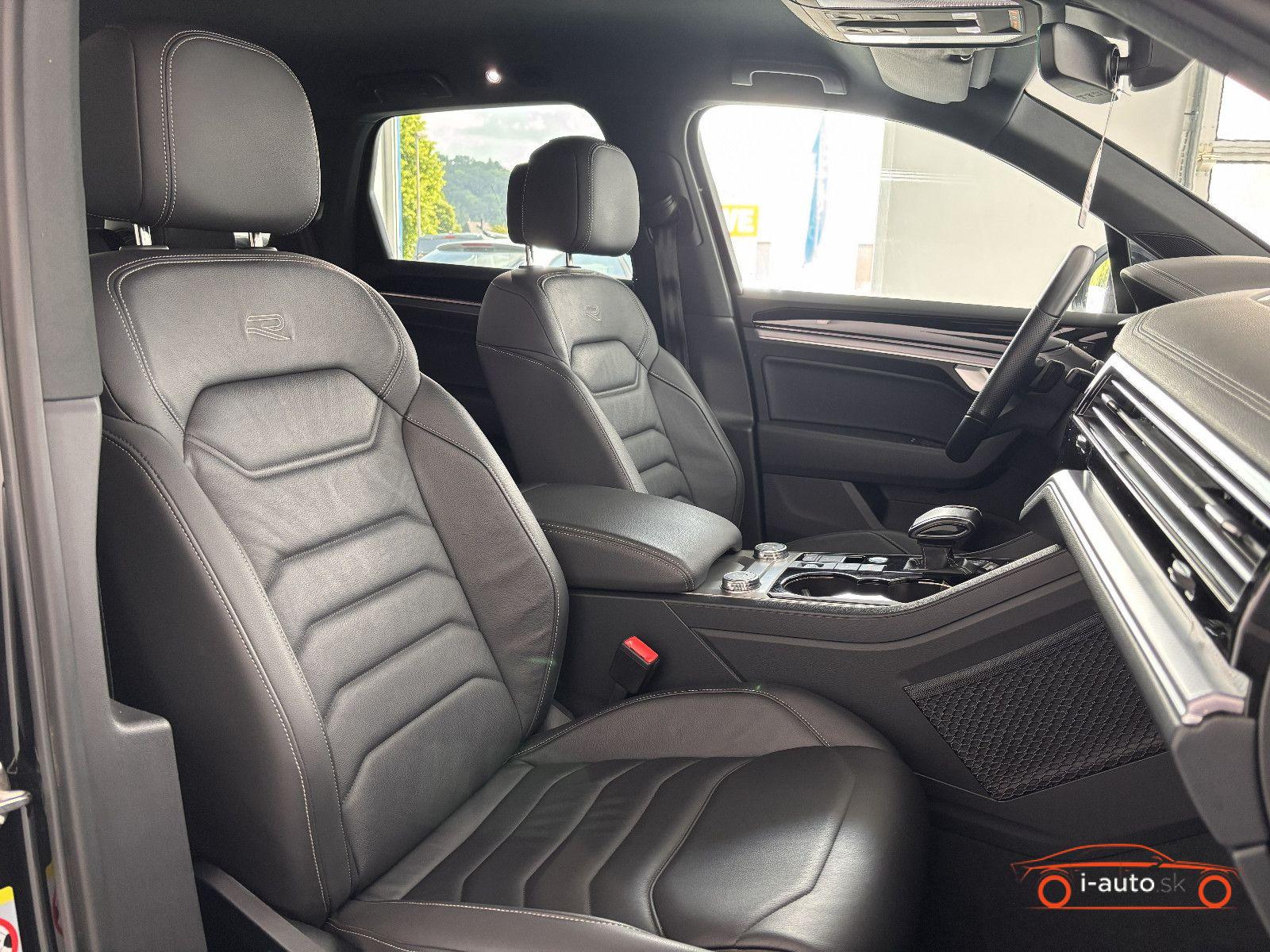 Volkswagen Touareg 3.0 TDI R-Line 4Motion za 58900€