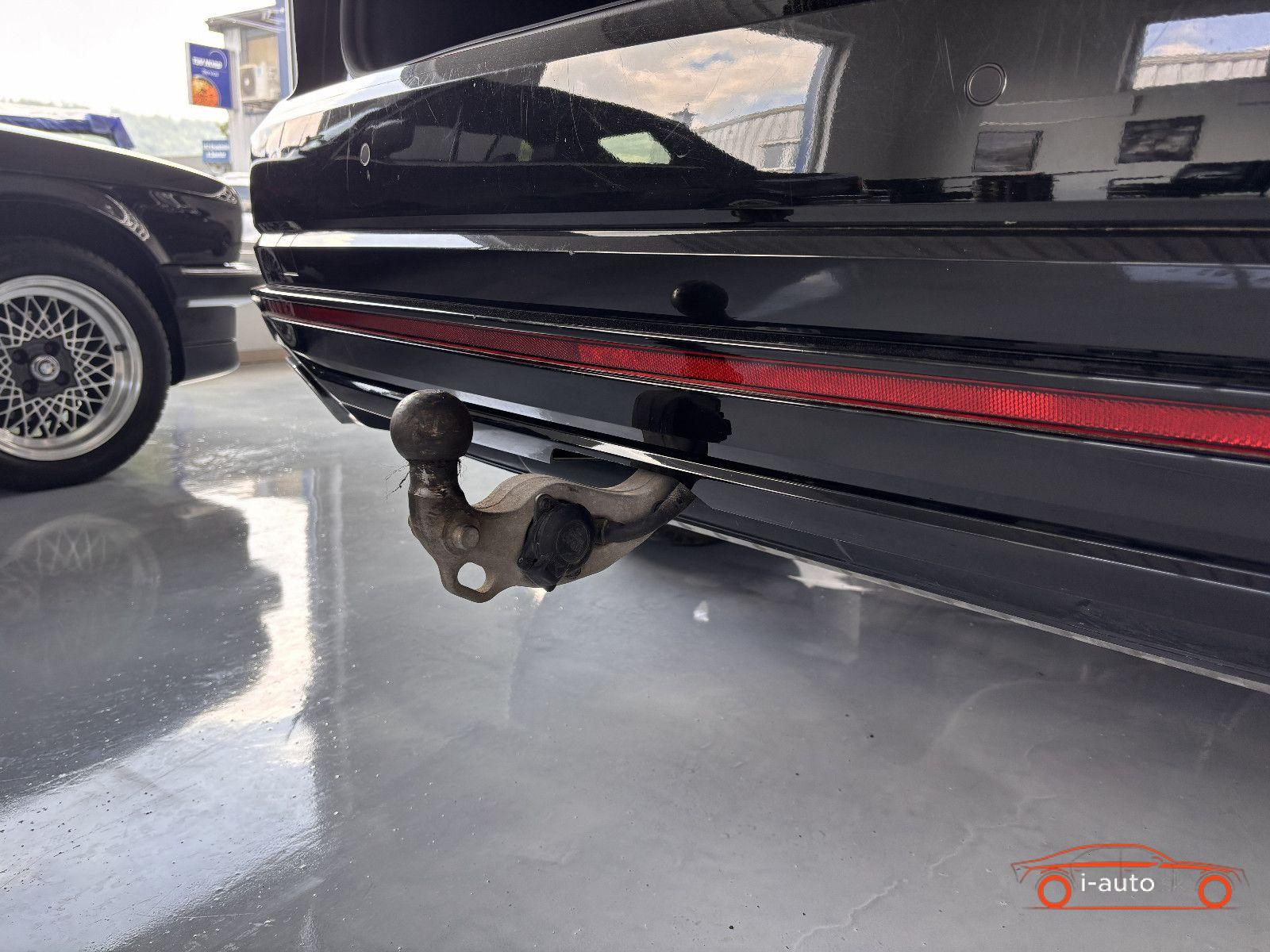 Volkswagen Touareg 3.0 TDI R-Line 4Motion za 58900€
