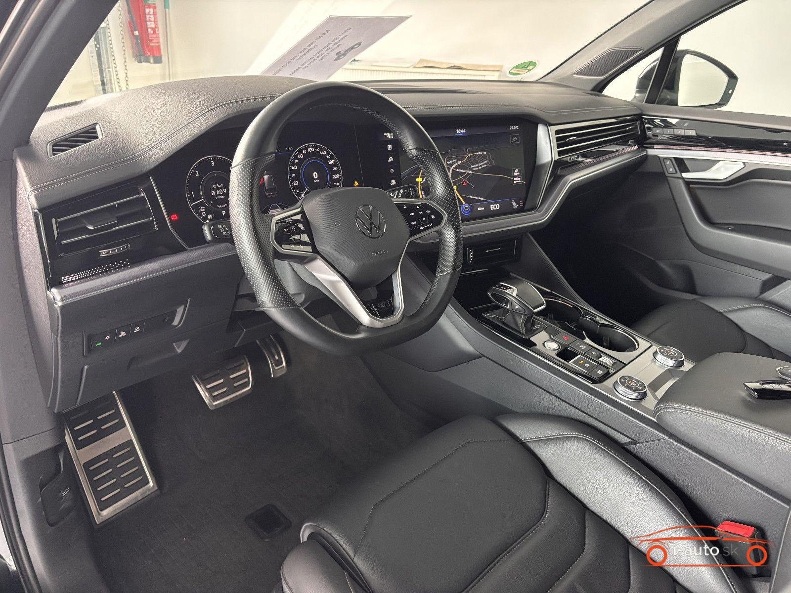 Volkswagen Touareg 3.0 TDI R-Line 4Motion za 58900€