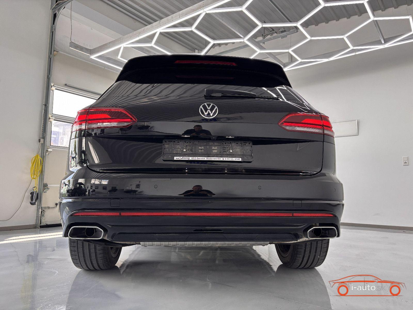 Volkswagen Touareg 3.0 TDI R-Line 4Motion za 58900€