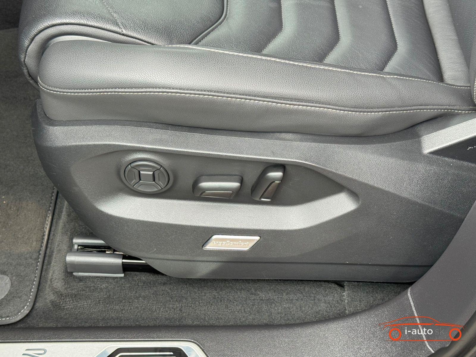 Volkswagen Touareg 3.0 TDI DSG R-Line 4Motion za 46070€