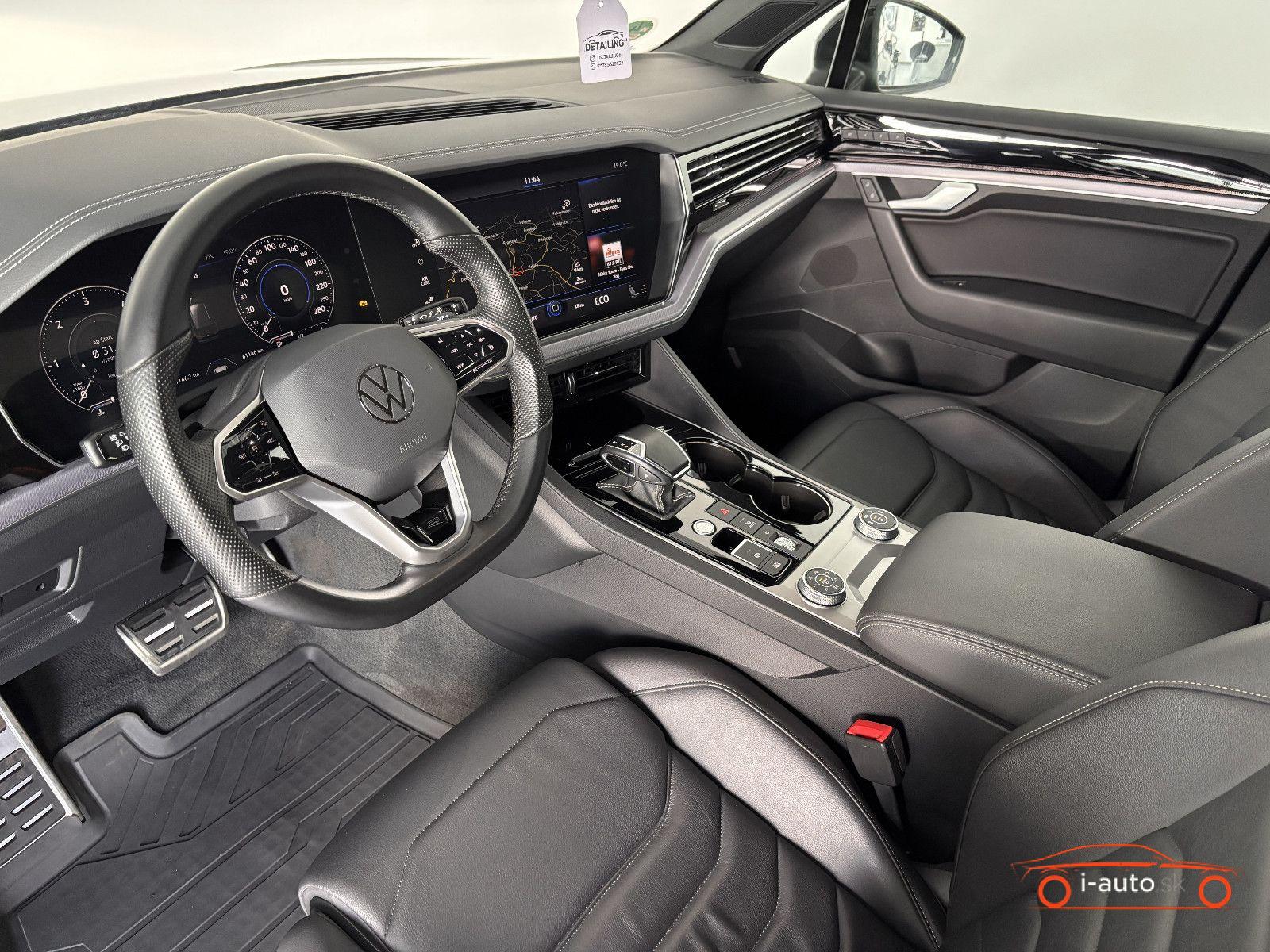 Volkswagen Touareg 3.0 TDI R-Line 4Motion za 58900€