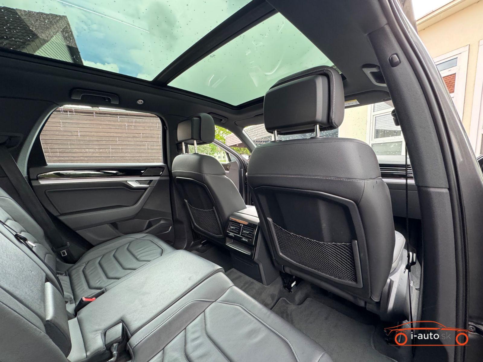Volkswagen Touareg 3.0 TDI DSG R-Line 4Motion za 46070€