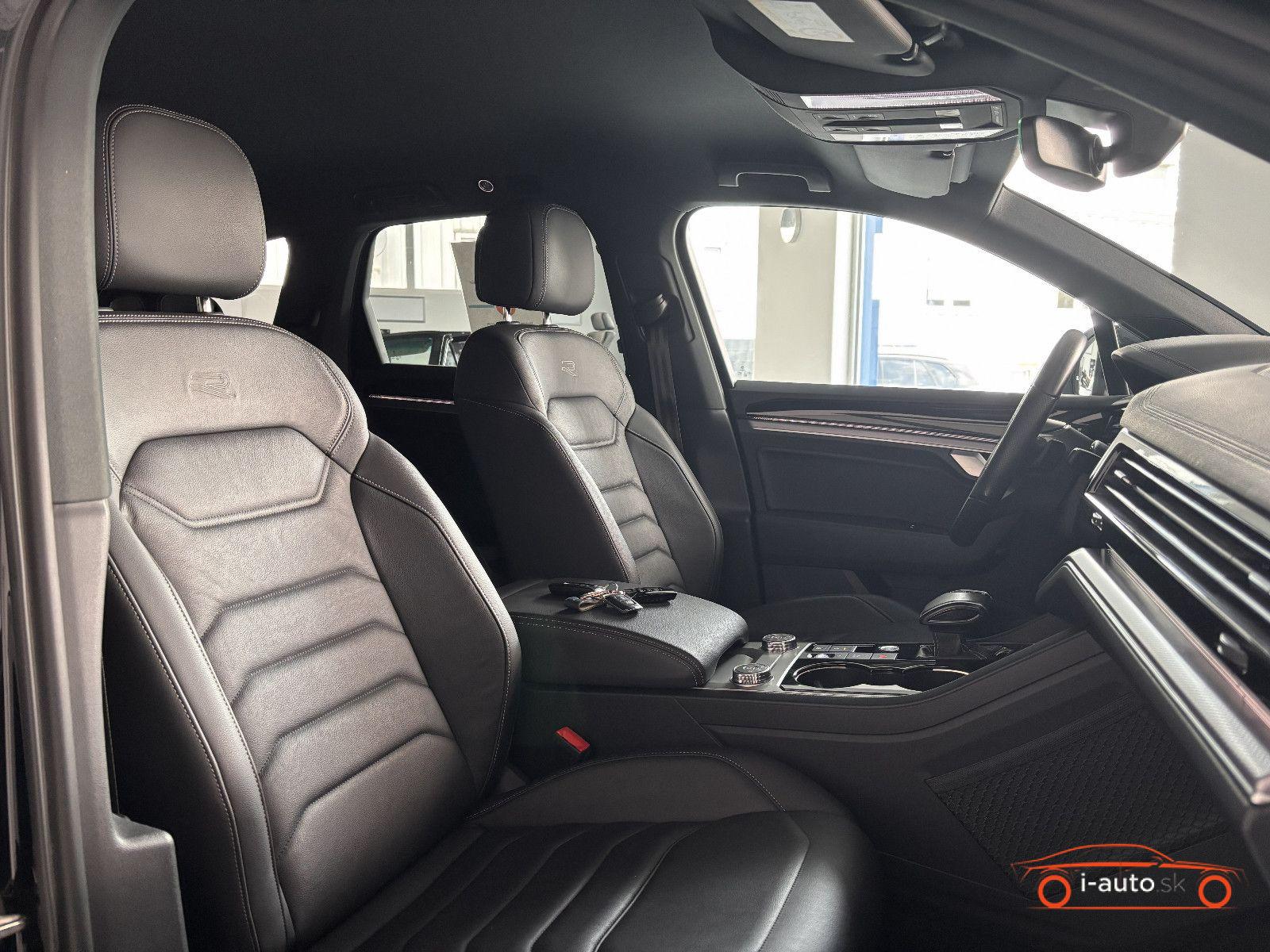 Volkswagen Touareg 3.0 TDI R-Line 4Motion za 58900€