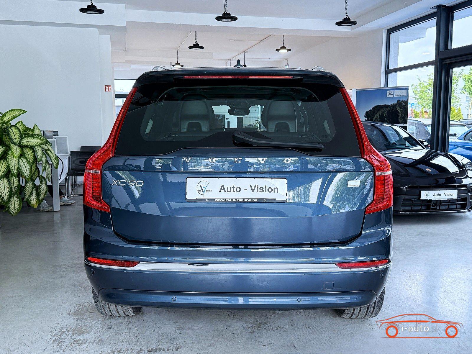 Volvo XC90 T8 AWD Ultimate Bright Recharge Plug-In za 49390€