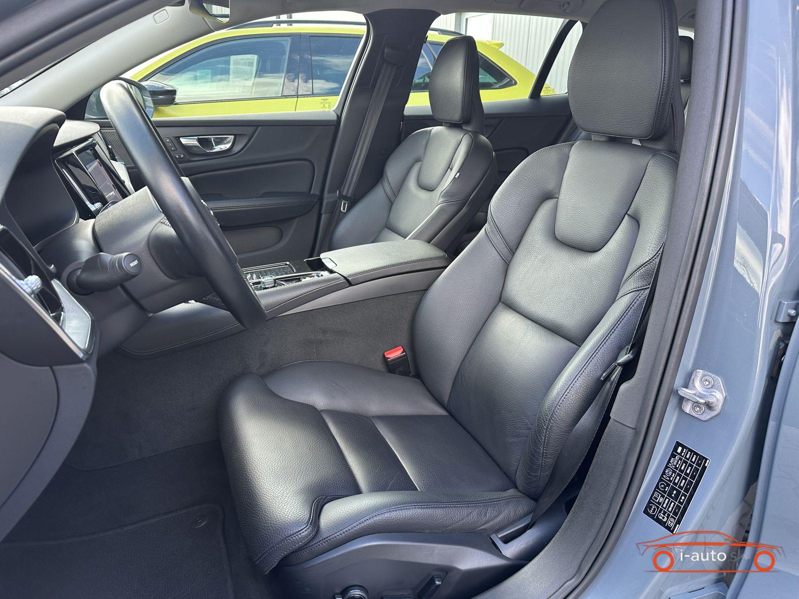 Volvo V60 T6 AWD Recharge Inscription za 30700€