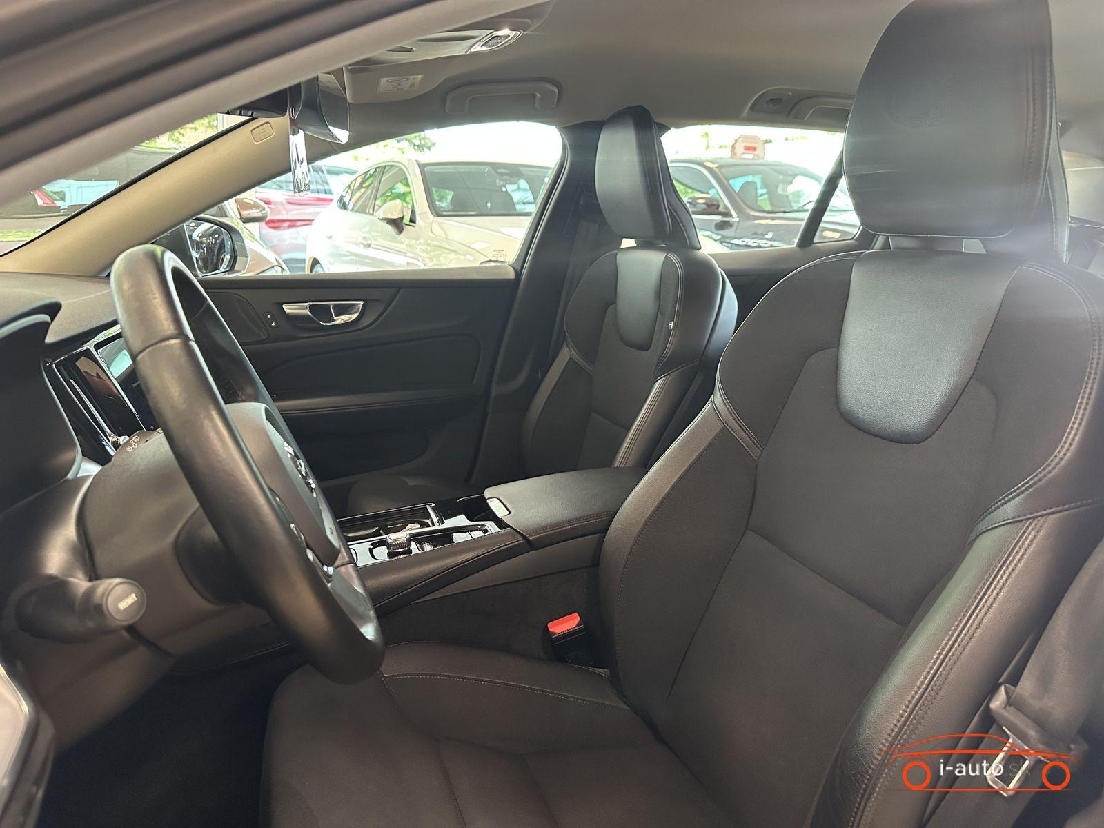 Volvo V60 Inscription Plug-In AWD za 25800€