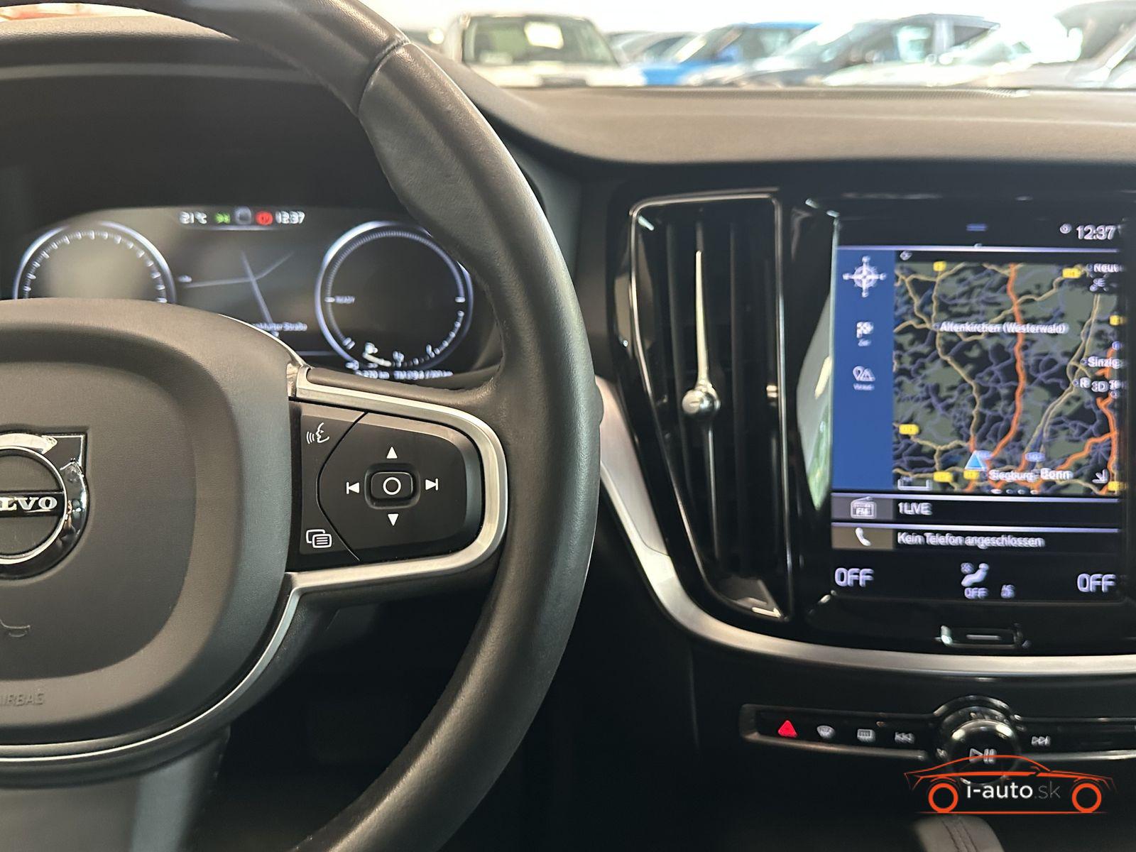 Volvo V60 Inscription Plug-In AWD za 25800€