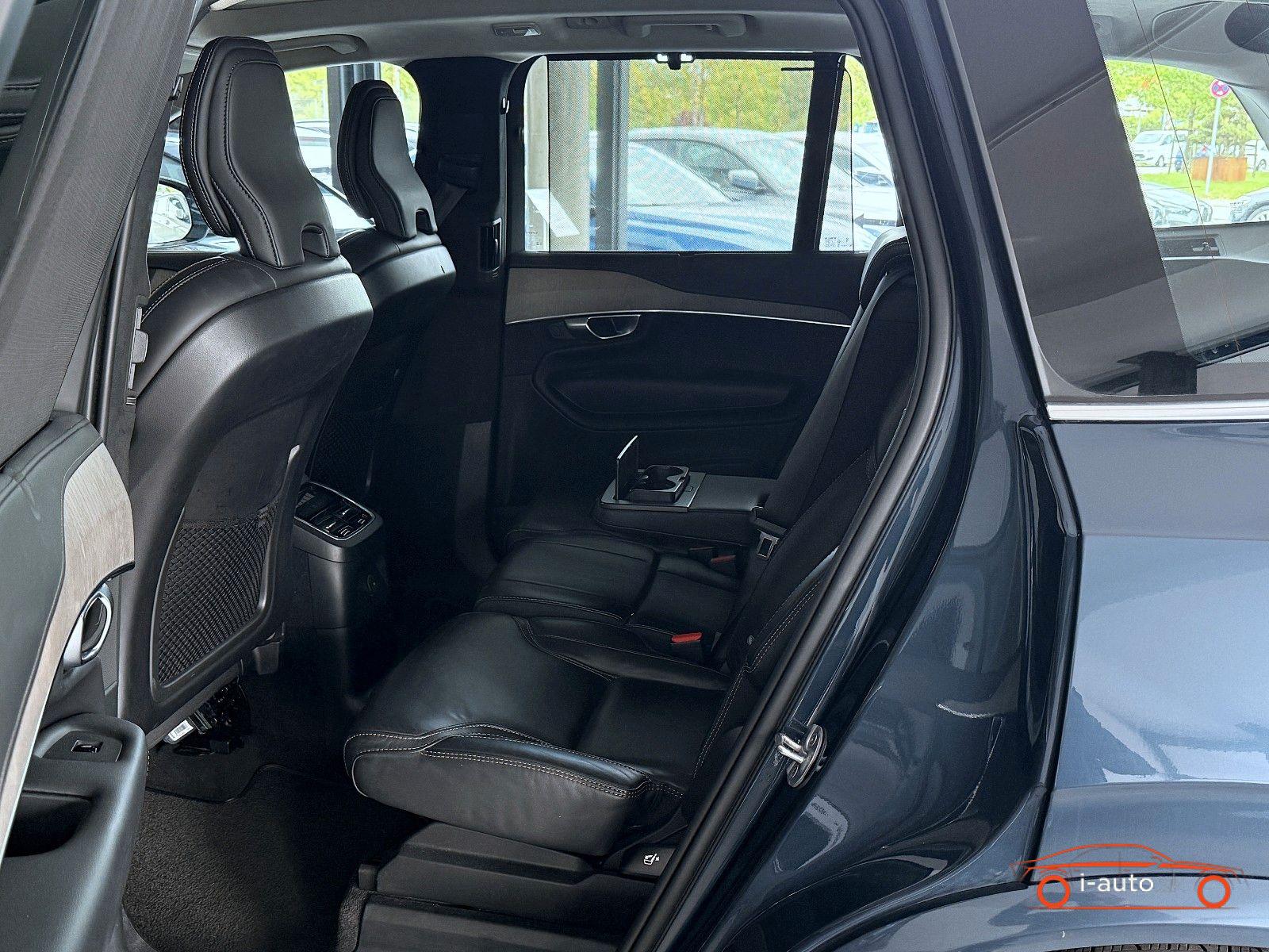 Volvo XC90 T8 AWD Ultimate Bright Recharge Plug-In za 49390€