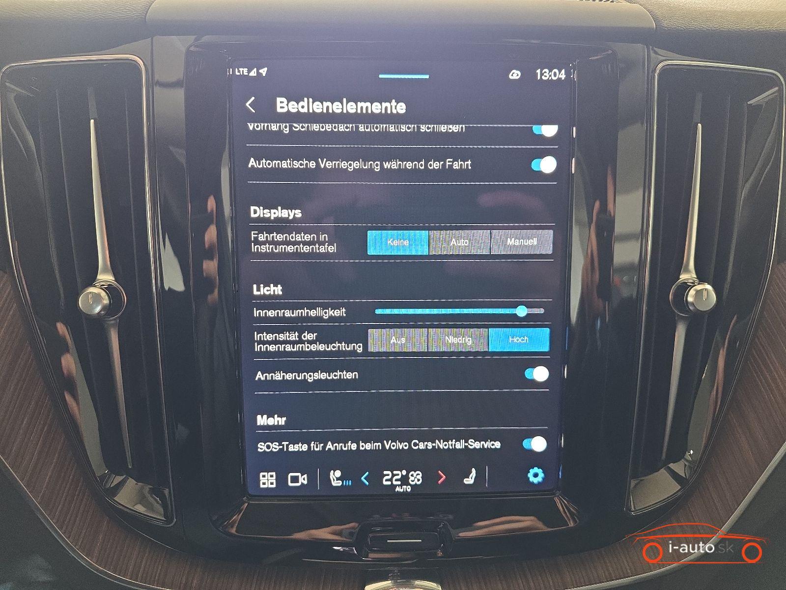 Volvo XC60 T8 Plus Bright Recharge AWD za 40330€