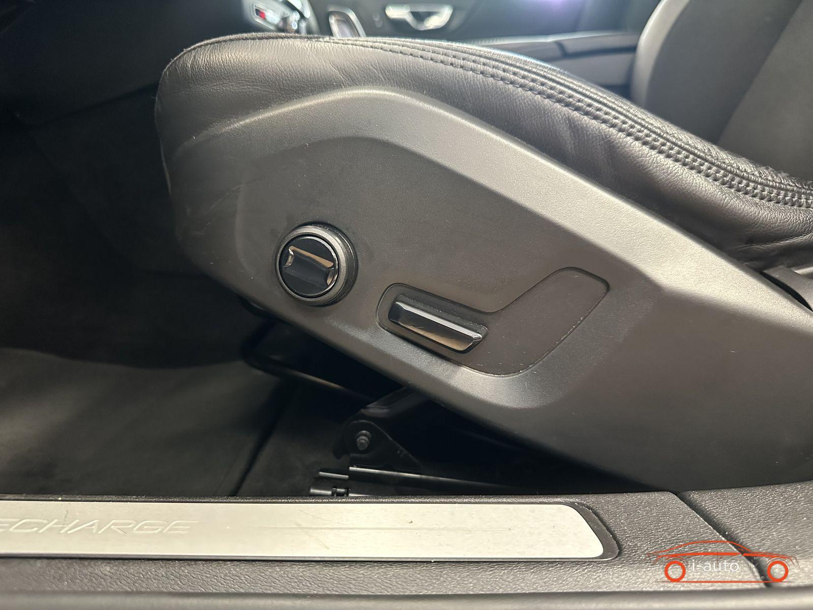 Volvo V60 Inscription Plug-In AWD za 25800€