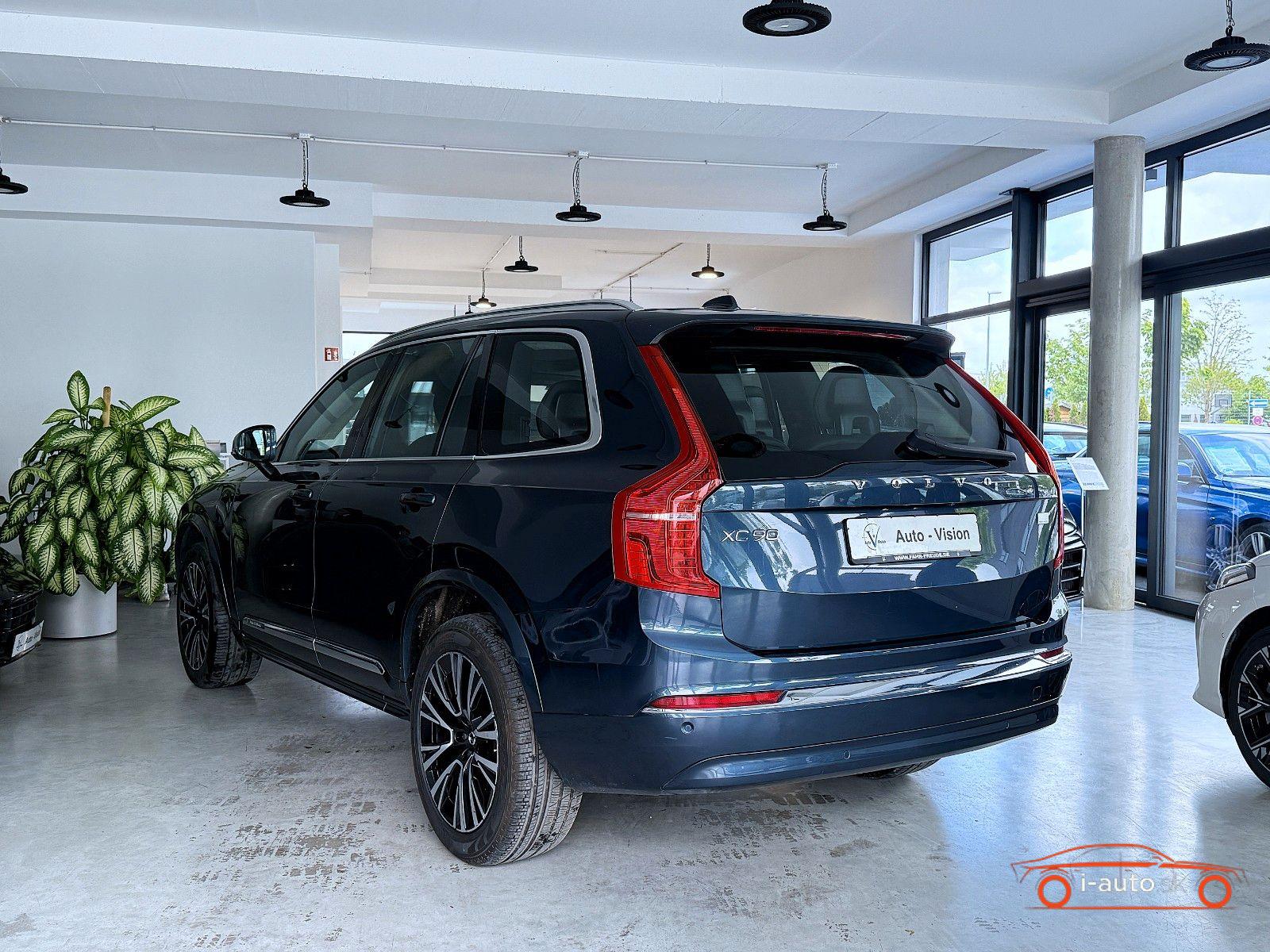 Volvo XC90 T8 AWD Ultimate Bright Recharge Plug-In za 49390€