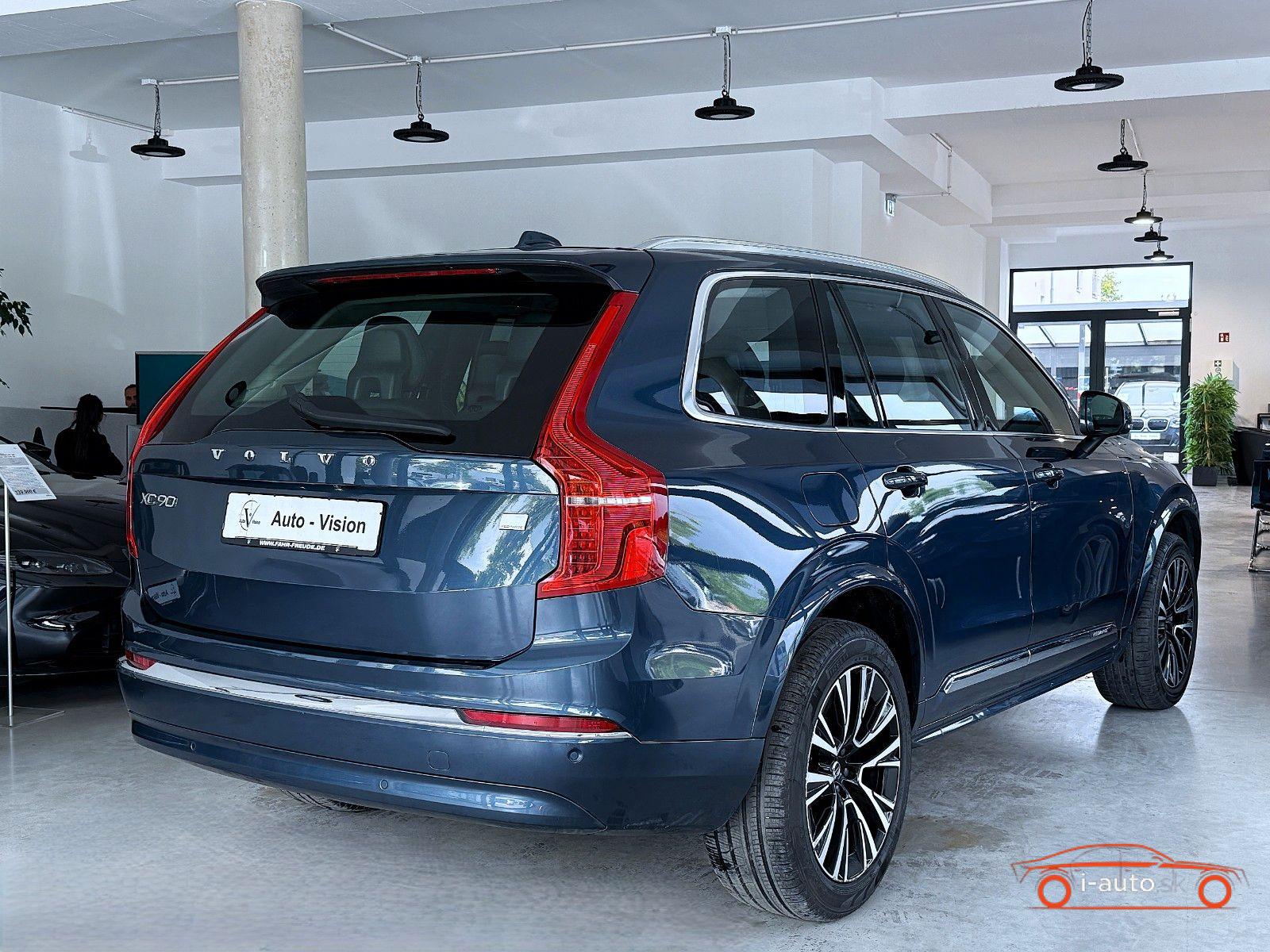 Volvo XC90 T8 AWD Ultimate Bright Recharge Plug-In za 49390€
